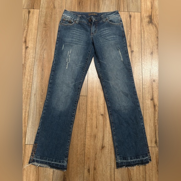 Vintage Y2K Younique Jeans with Butterfly Embroidery and Studs Details - Picture 5 of 11